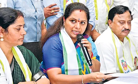 Mahadharna on 4th June to protest against KCR notices