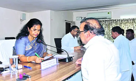 మళ్లీ