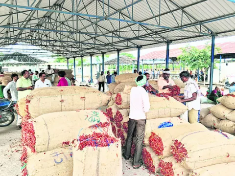 తెరుచుకున్న ఖమ్మం మార్కెట్‌