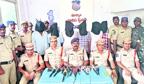 పాత కక్షలతోనే ప్రాణం తీశారు