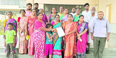 భూ ఆక్రమణపై చర్యలు తీసుకోవాలి
