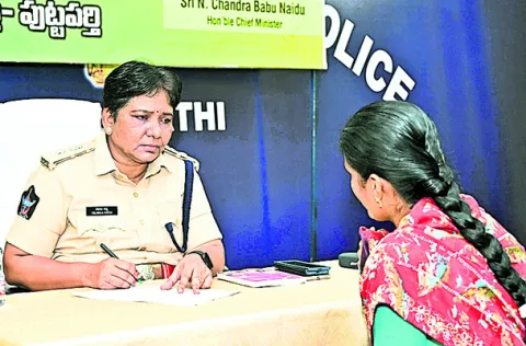 ఆ డాక్టర్‌పై చర్యలు తీసుకోండి 