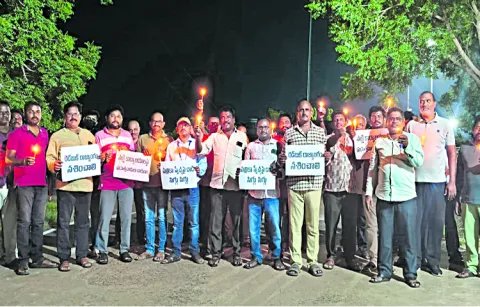 Sakshi staff protest across the state