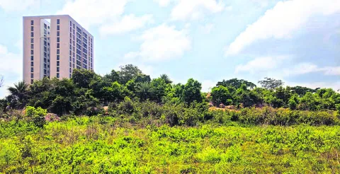 రూ.150 కోట్ల భూమి కబ్జా  