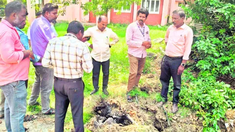 ఉమ్మడి కోర్టు ఆవరణలో విద్యుత్‌ షార్ట్‌ సర్క్యూట్‌