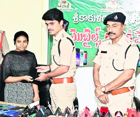 4 నెలల్లో 505 ఫోన్లు రికవరీ 