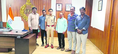 జర్నలిస్టులకు రక్షణ కల్పించాలి