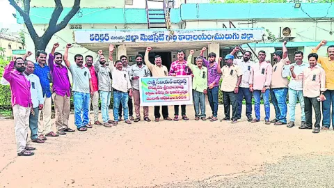 జర్నలిస్టు శ్రీనివాసరావు అరెస్టు అప్రజాస్వామికం