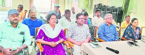 భూసార పరీక్షలతో బహుళ ప్రయోజనాలు