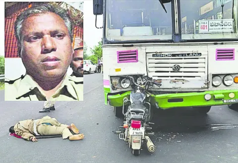 రోడ్డు ప్రమాదంలో హోంగార్డు మృతి