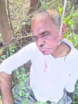 గొడ్డలితో దాడి
