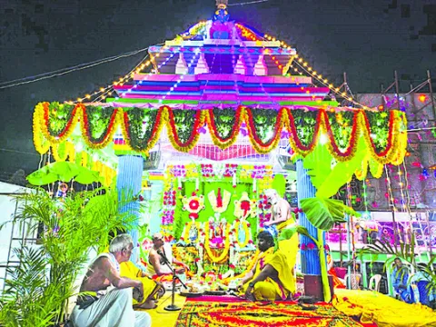 కమనీయ