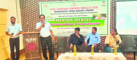 నిరుద్యోగులకు అవగాహన
