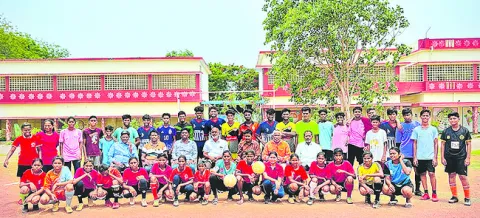 జిల్లా సీనియర్‌ ఫుట్‌బాల్‌ జట్ల ఎంపిక 