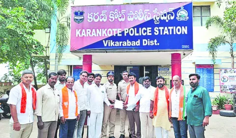 దుండగులను గుర్తించాలి 