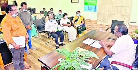 కోవిడ్‌ పరీక్షలకు ఏర్పాట్లు చేయండి 