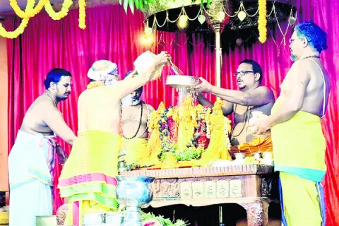 భద్రాద్రి రామయ్యకు వైభవంగా జ్యేష్ఠాభిషేకం