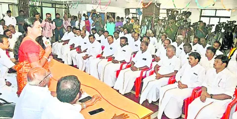 ఒంటరికై నా సిద్ధం! 