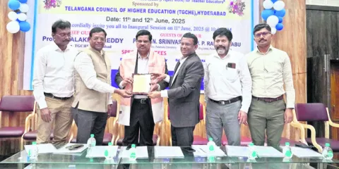 విద్యాబోధనపై నిరంతర శోధన చేయాలి 