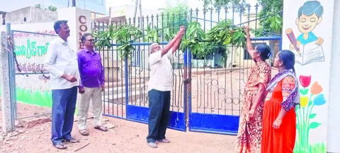 బడికి