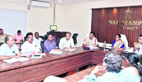 వరదలపై అప్రమత్తంగా ఉండాలి 