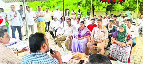 ఎట్టకేలకు వక్ఫ్‌ భూముల కౌలు వేలం 