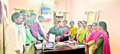 రెవెన్యూ సదస్సును  సమర్ధవంతంగా నిర్వహించాలి