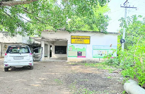 మనసు చలించిపోతోంది ! 