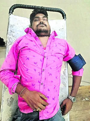 పొట్టకూటి కోసం వచ్చి..