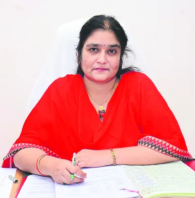పోస్టుల భర్తీకి దరఖాస్తుల ఆహ్వానం 