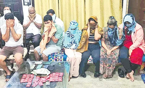 Police Bust Two Houses In Banjara Hills