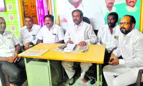రైతులకు గిట్టుబాటు ధర కల్పించలేని ప్రభుత్వం
