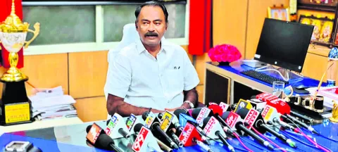 రెండు రోజుల్లో కౌన్సిల్‌ హాలు తెరవాలి 