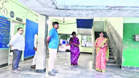 మూడు రోజుల్లో విద్యార్థులంతా చేరాలి