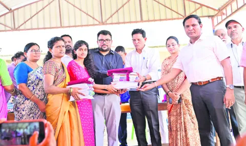 ప్రభుత్వ పాఠశాలలన్నీ ఒకే గొడుగు కిందకు 