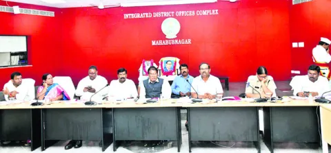 అసమానతలు లేని సమాజాన్ని నిర్మిద్దాం