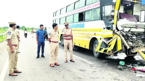 లారీ, ఓల్వో బస్సు ఢీ : 18 మందికి గాయాలు 