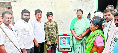 సునీల్‌ కుటుంబానికి అండగా ఉంటా..