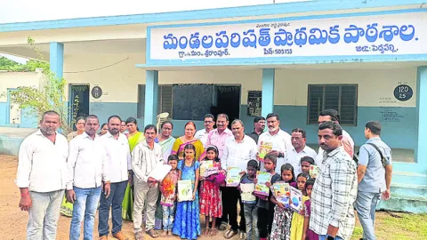 తరగతి గదుల్లోనే దేశభవిష్యత్‌ 