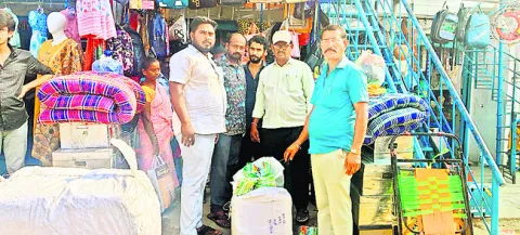ప్లాస్టిక్‌ నిర్మూలనకు సహకరించాలి