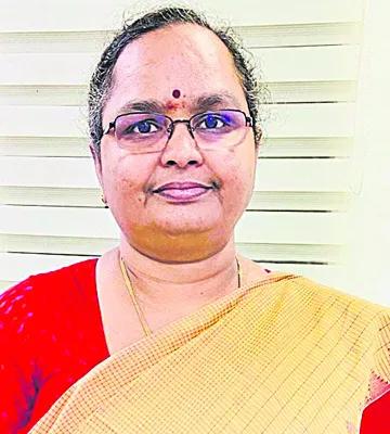 కొత్త కలెక్టర్‌గా హైమావతి