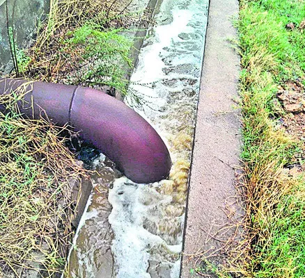 వ్యర్థజలాలతో విధ్వంసమే