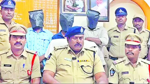 ఆటో నేర్పే విషయంలో గొడవతోనే హత్య 