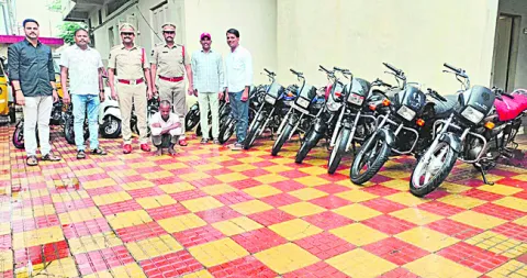 బైక్‌ల దొంగకు కటకటాలు 
