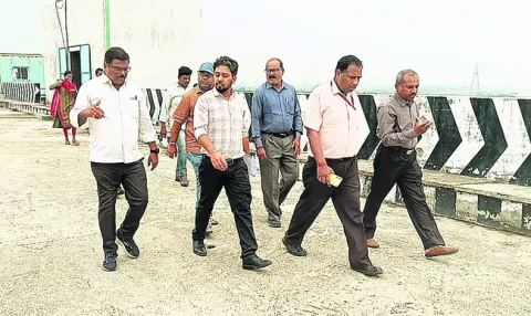 మిడ్‌మానేరు ప్రాజెక్టు పరిశీలన