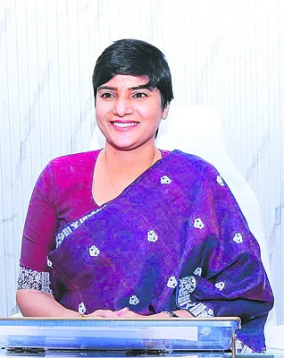 హైదరాబాద్‌ కలెక్టర్‌గా హరిచందన 