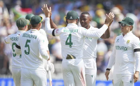 Why are players wearing black armbands in the WTC 2025 final?5
