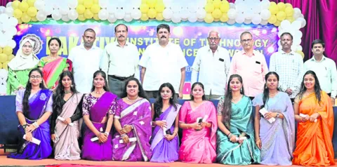 పరిశో