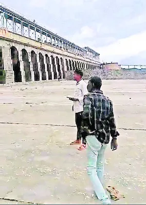 కేఆర్