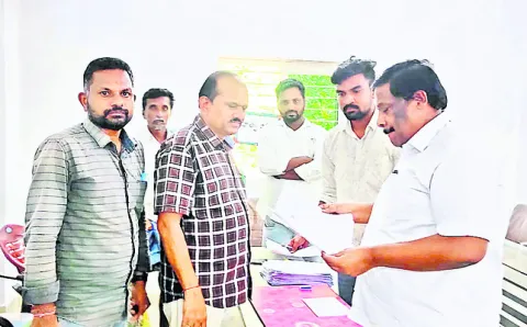 సమస్యల పరిష్కారం కోసం సదస్సులు